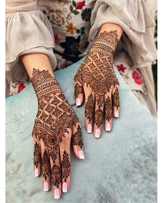 Medallion Orchid Placement On Back Hand Mehndi Design